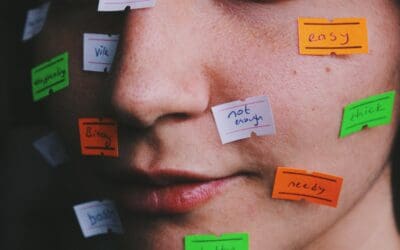 Künstliche Intelligenz und Klischees: UNESCO-Studie bestätigt Reproduktion von Stereotypen